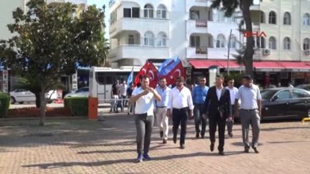 Kemer Ülkü Ocakları'ndan Kemer Belediyesi'ne Siyah Çelenk