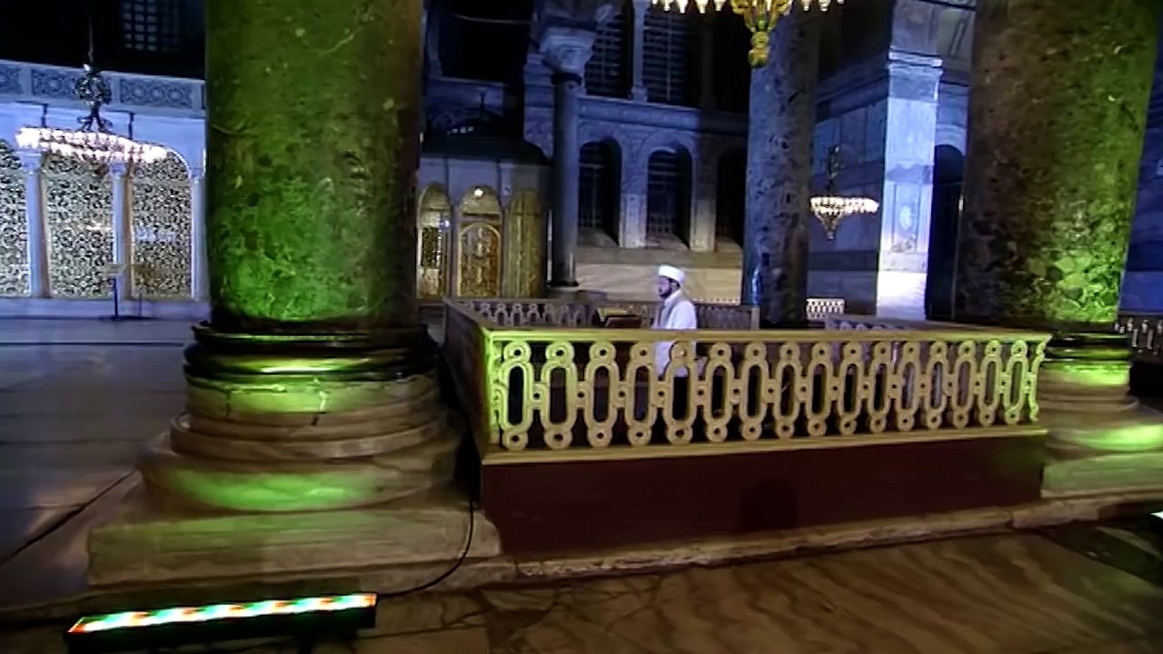 Ayasofya'da Kuran-ı Kerim Tilaveti - Bakara (183-186)