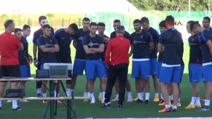 Trabzonspor Slovakya'da İlk Antrenmanını Gerçekleştirdi