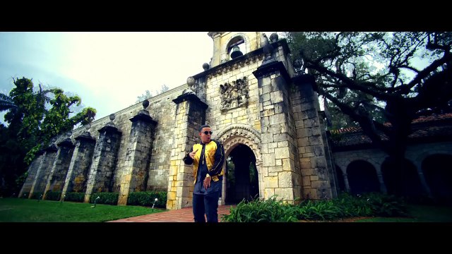 Chino y Nacho - Andas En Mi Cabeza ft. Daddy Yankee