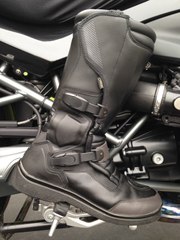 Moto Mouth Moshe Episode #6 - Dainese Carroarmato Boots Functional Overview and Durability Report