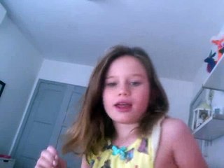 Webcam video from November 28, 2015 06:19 PM (UTC)