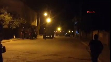 Kızıltepe'de polise düzenlenen bombalı saldırıda 1'i hamile kadın 3 kişi yaralandı