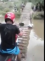 WhatsApp Funny Video - Amazing Bike Crash Stunt _P