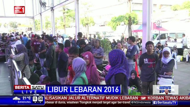 11 Kereta Api Berangkat dari Stasiun Senen