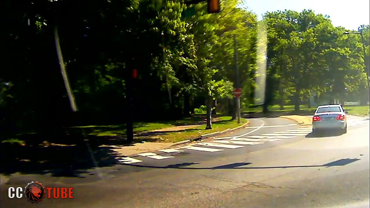 USA & Russian ROAD RAGE - CAR CRASH COMPILATION  (July 2016)