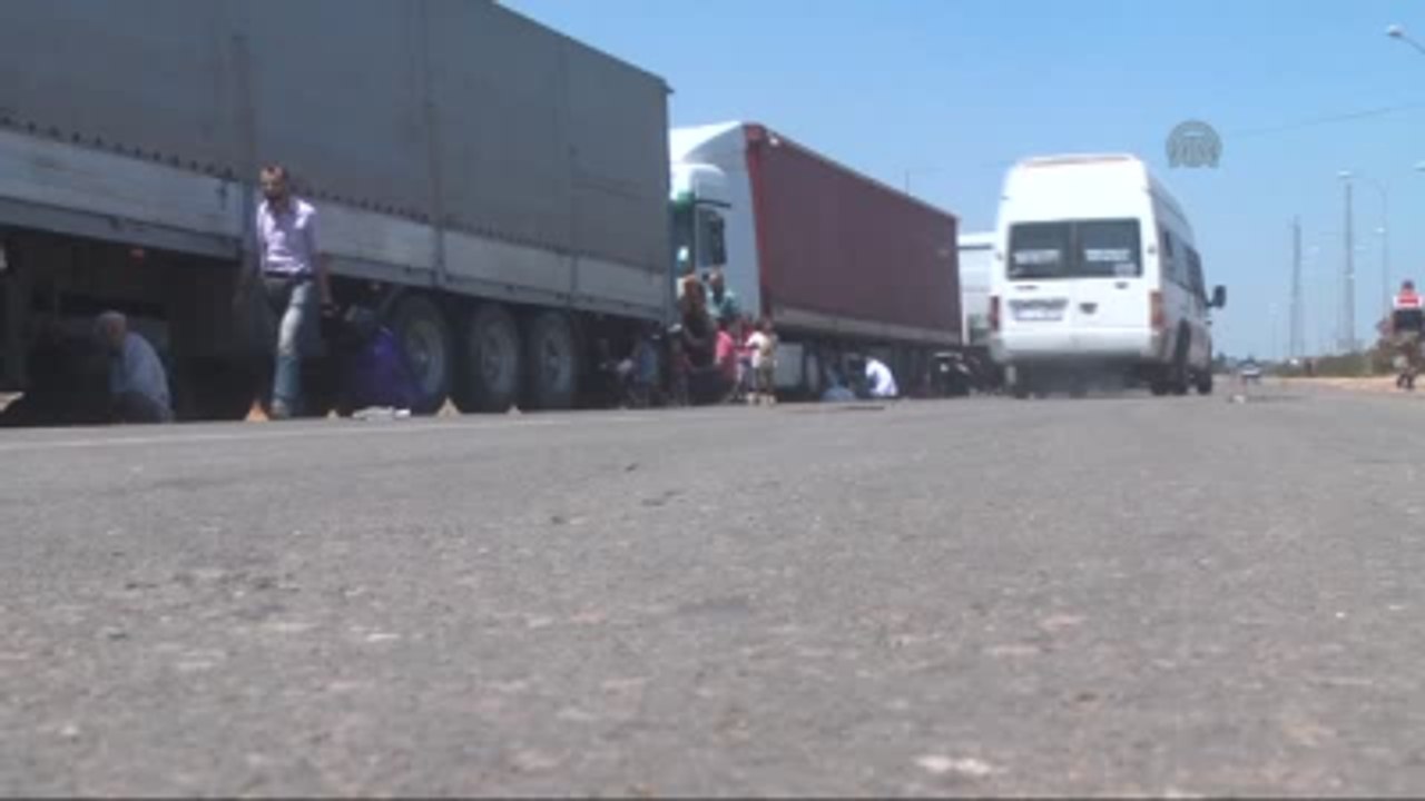 Cilvegözü Sınır Kapısı'nda Bayram Yoğunluğu