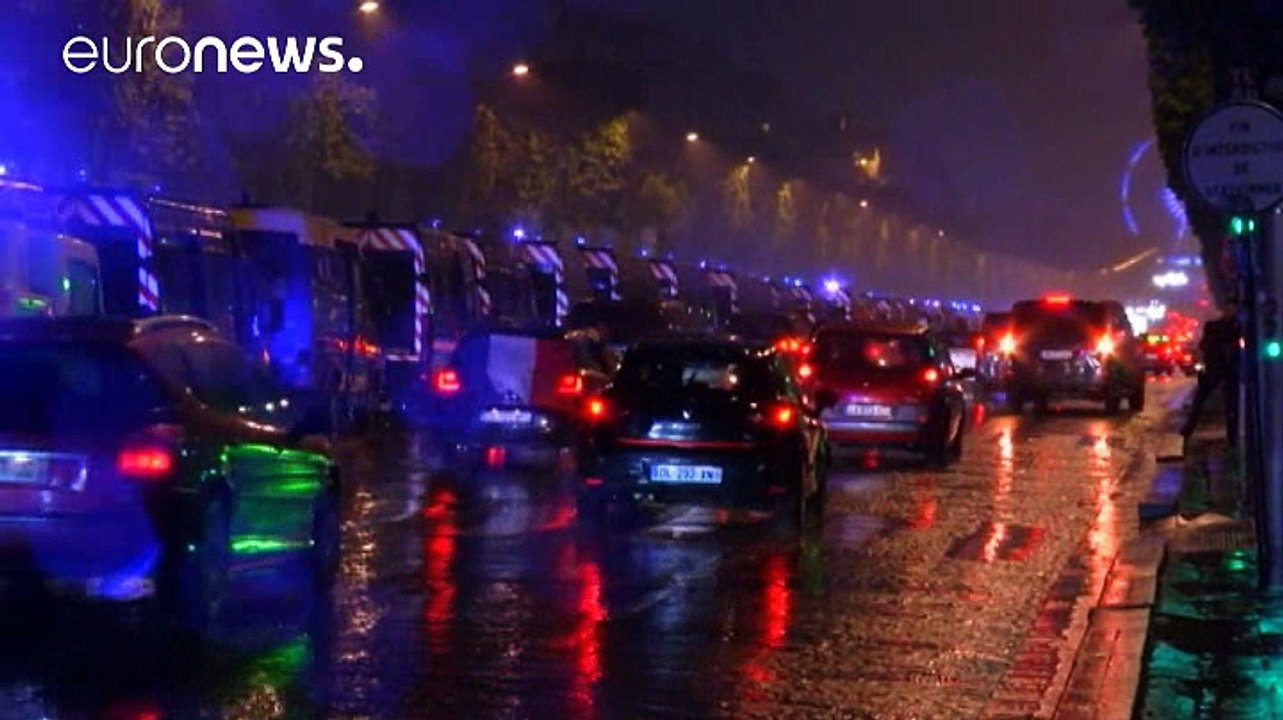 Nur Gewinner: Franzosen und Isländer feiern