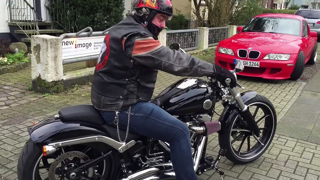 Harley Davidson FXSB Breakout 800 Rpm Sound