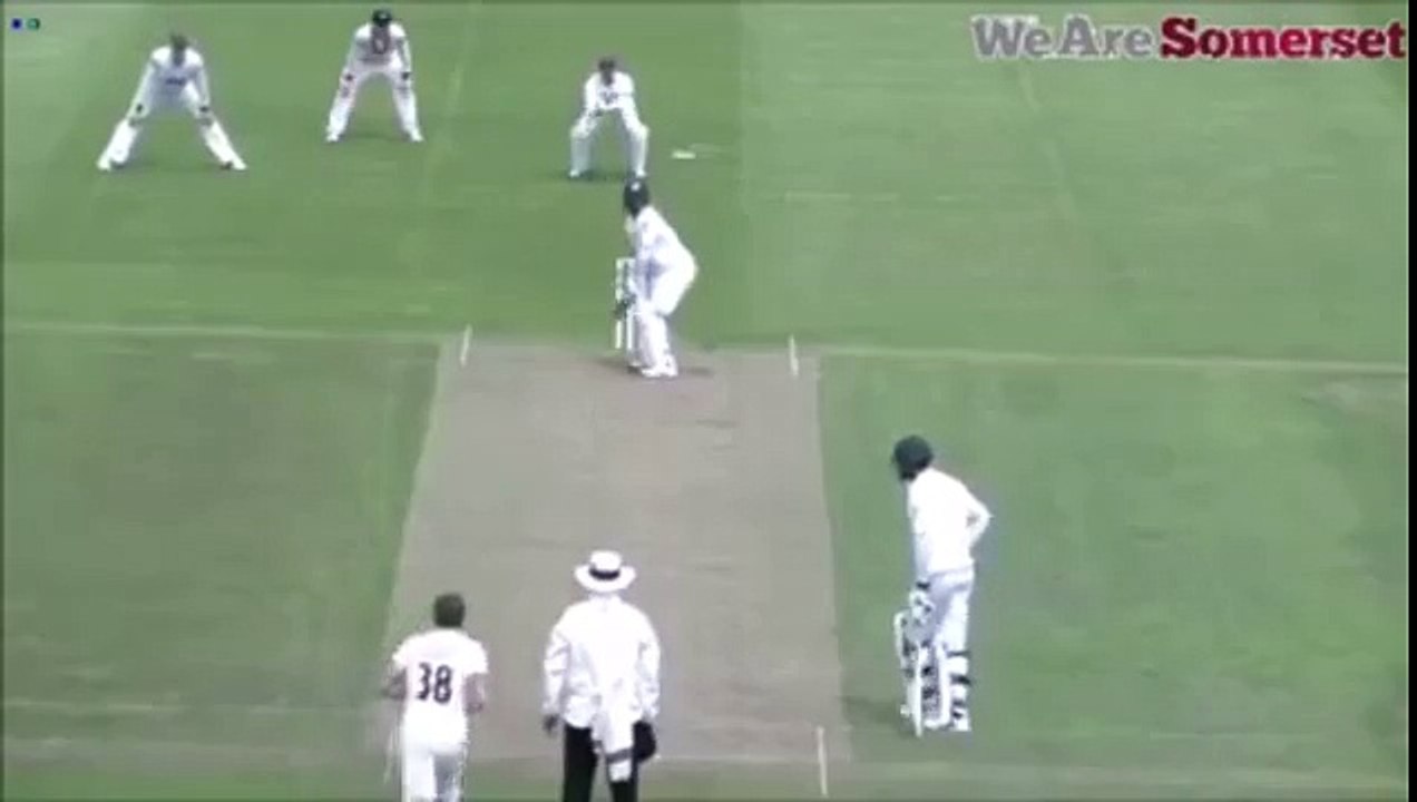 Mohammad Hafeez 2 Consecutive Sixes against Somerset