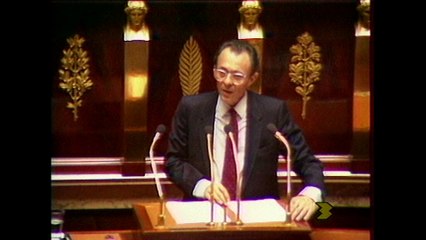 Ecoutez le discours fort de Michel Rocard créant le RMI