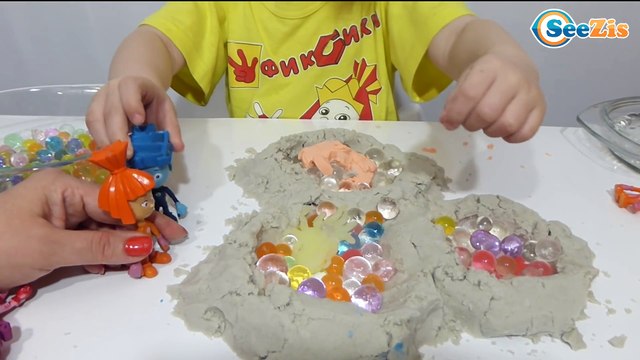 ✔ ФИКСИКИ и Девочка Ника. Видео для детей. Шарики Орбиз – новые опыты. Фигурки из песка. Fixiki ✔
