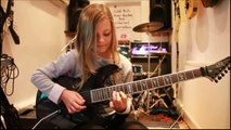 【ギター】神カワイイ！ カノンを弾く１０歳の英才ギター少女