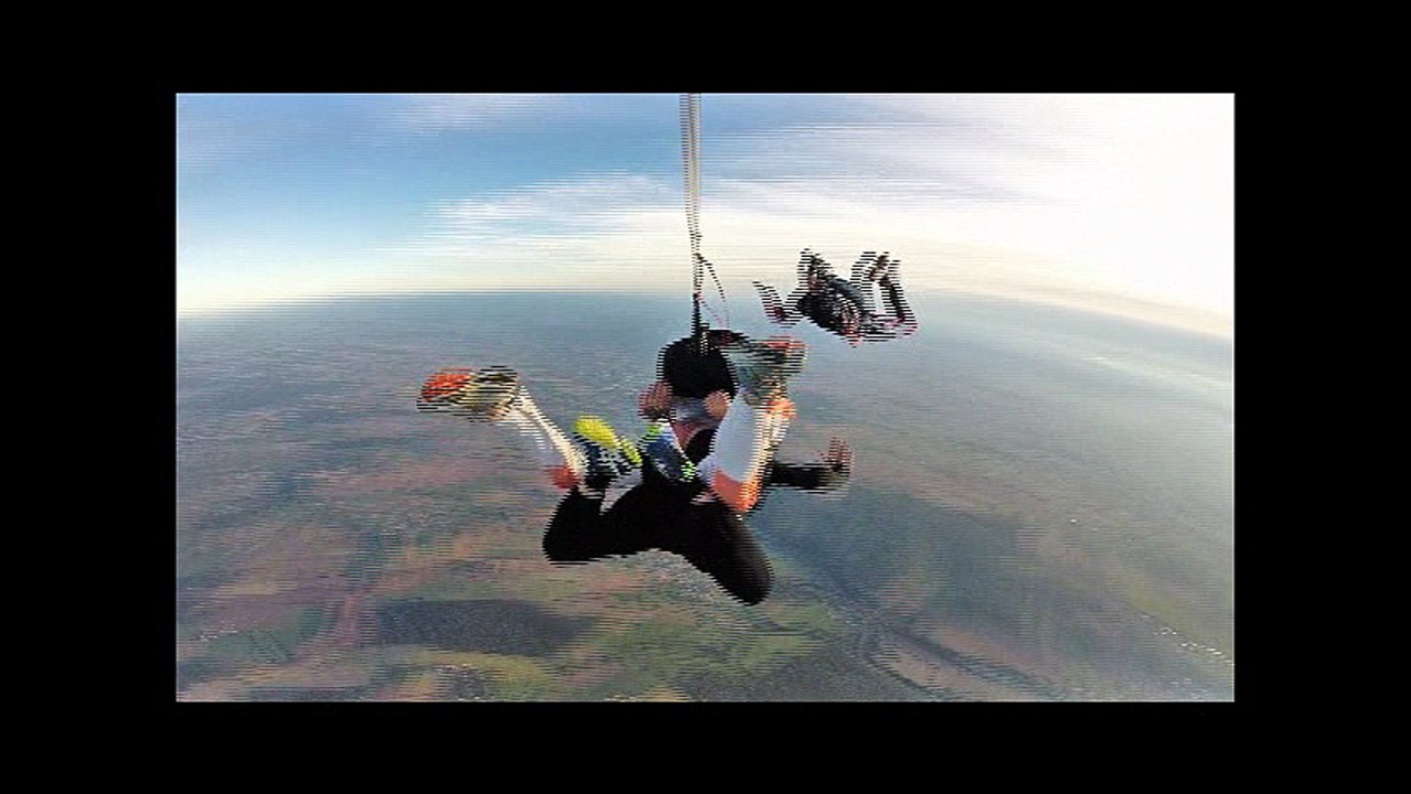 1er saut en parachute !!