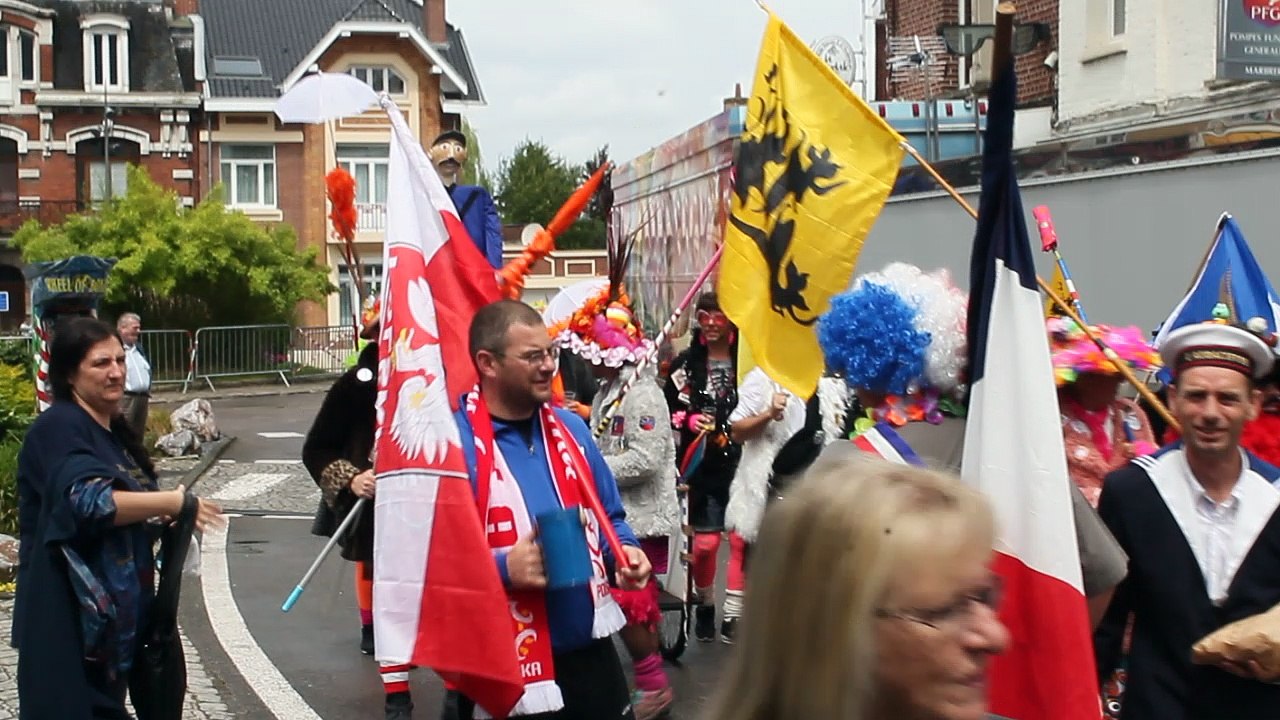 LES "TIOTS GAYANT " PARTENAIRE DU GEANT " POUCNARD " ET DE L' "AS SIN "