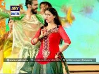Performance of noor and saima at award function 2016