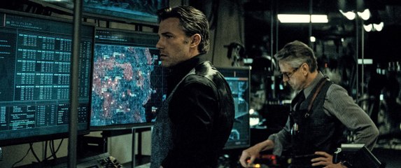 Batman v Superman - Constructing the Batcave | Batman-News.com