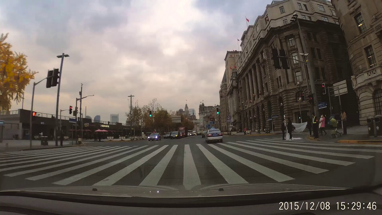 Xiaomi Yi Smart Dash Camera - City Street