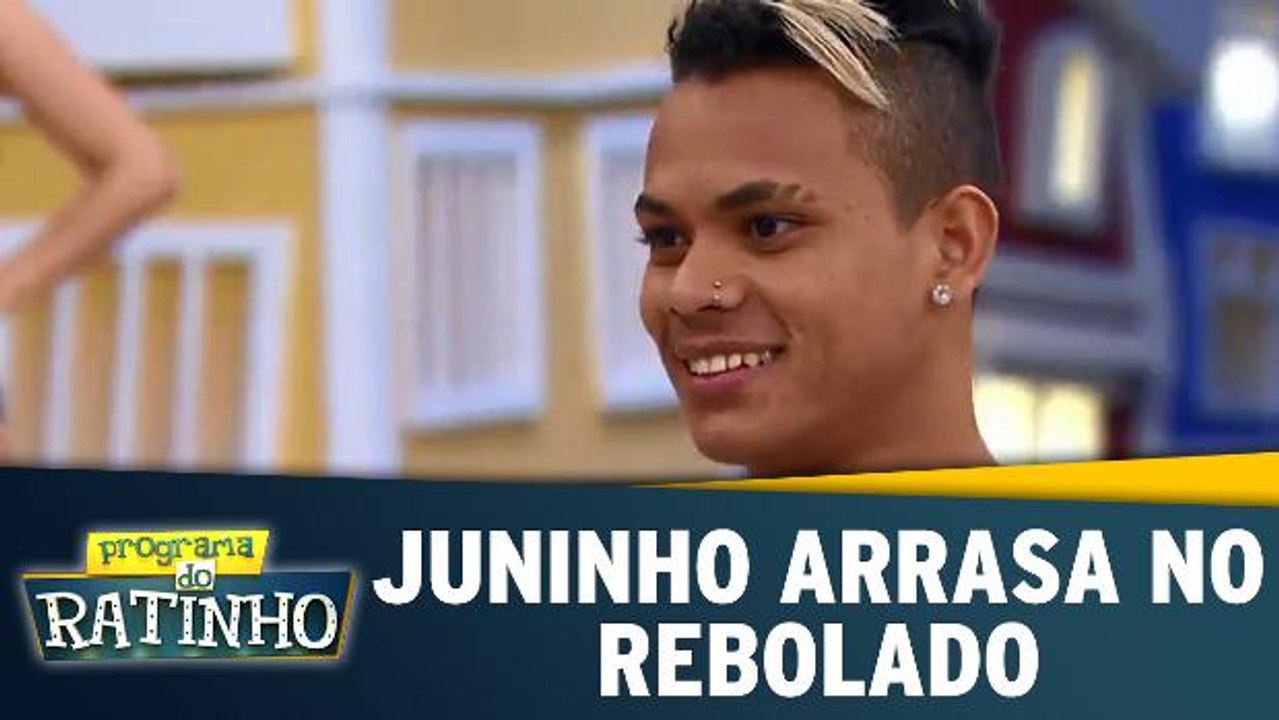 Juninho arrasa no rebolado