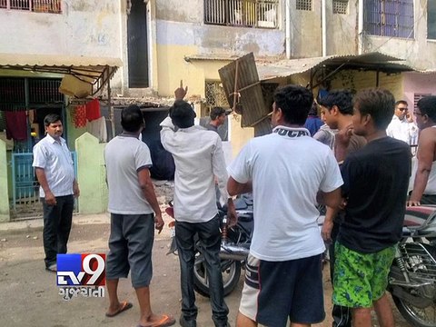 AMC water tank collapses in Khokhra area, no casualty reported - Tv9 Gujarati