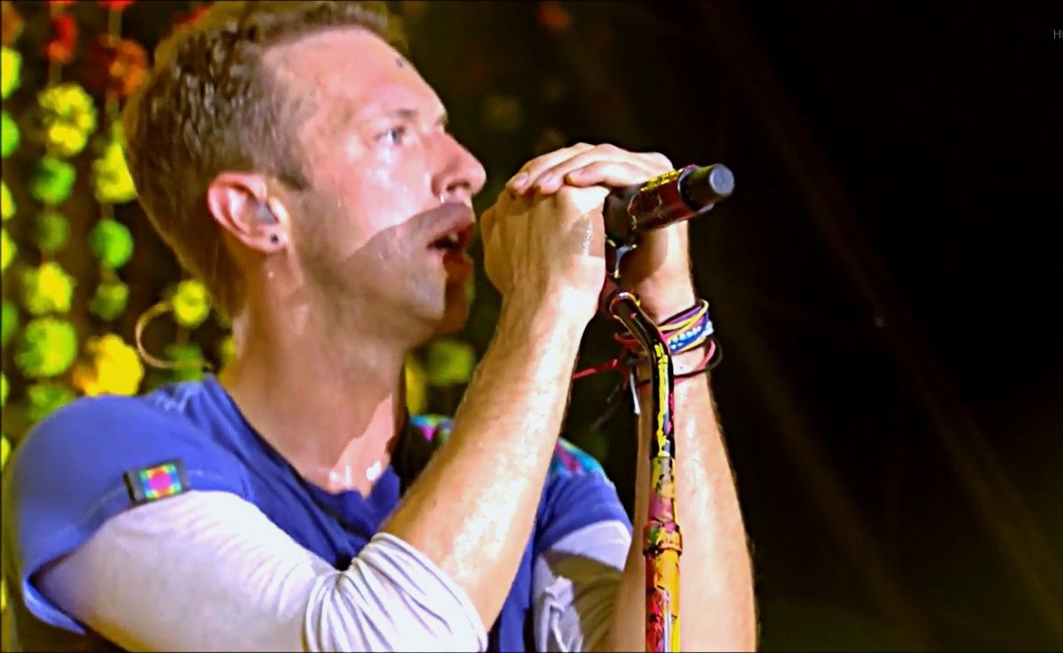 Coldplay - Yellow (HD) Live at Glastonbury 2016