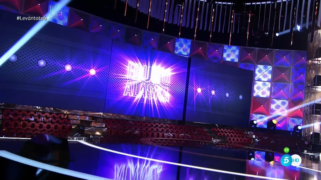 6ª Gala de "Levántate All Stars" - Angy e Irene interpretan “Ave Maria” de David Bisbal