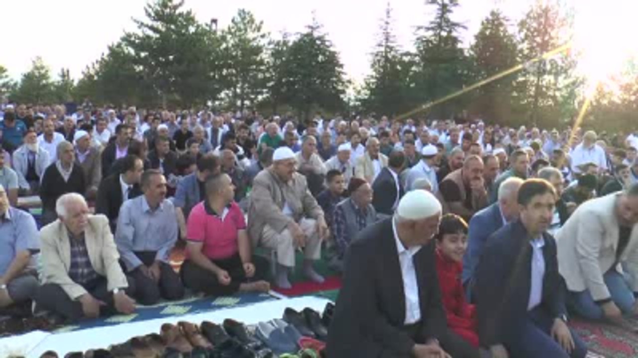 Tüfenkci: " Suriye'deki Bu İç Karışıklık ve Sav...