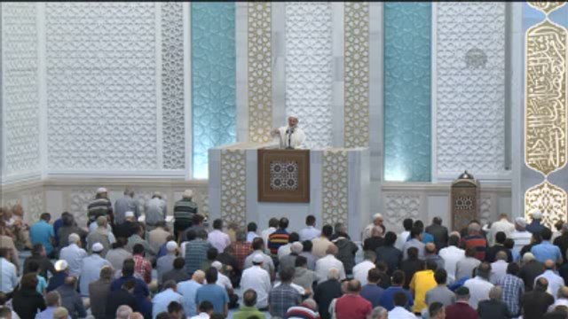 Diyanet İşleri Başkanı Görmez, Bayram Namazı Kıldırdı