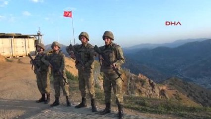 Dha, Şemdinli? Deki Gomane Tepe Üs Bölgesinde Askerlerin Bayramlaşmasını İzledi -1