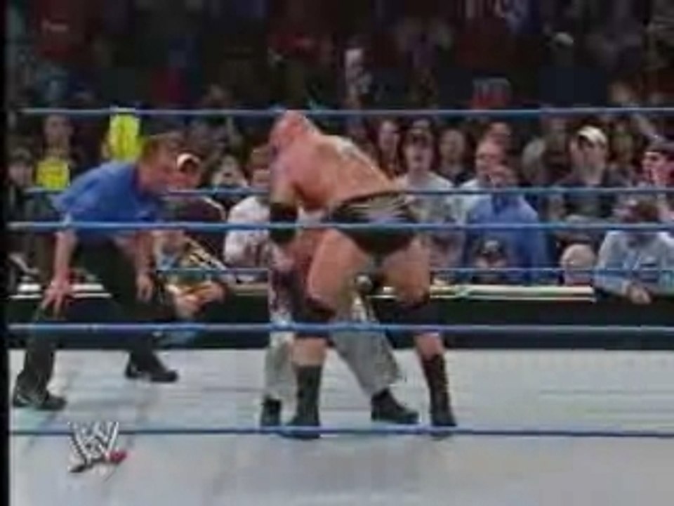 WWE - Brock Lesnar Vs Rey Mysterio