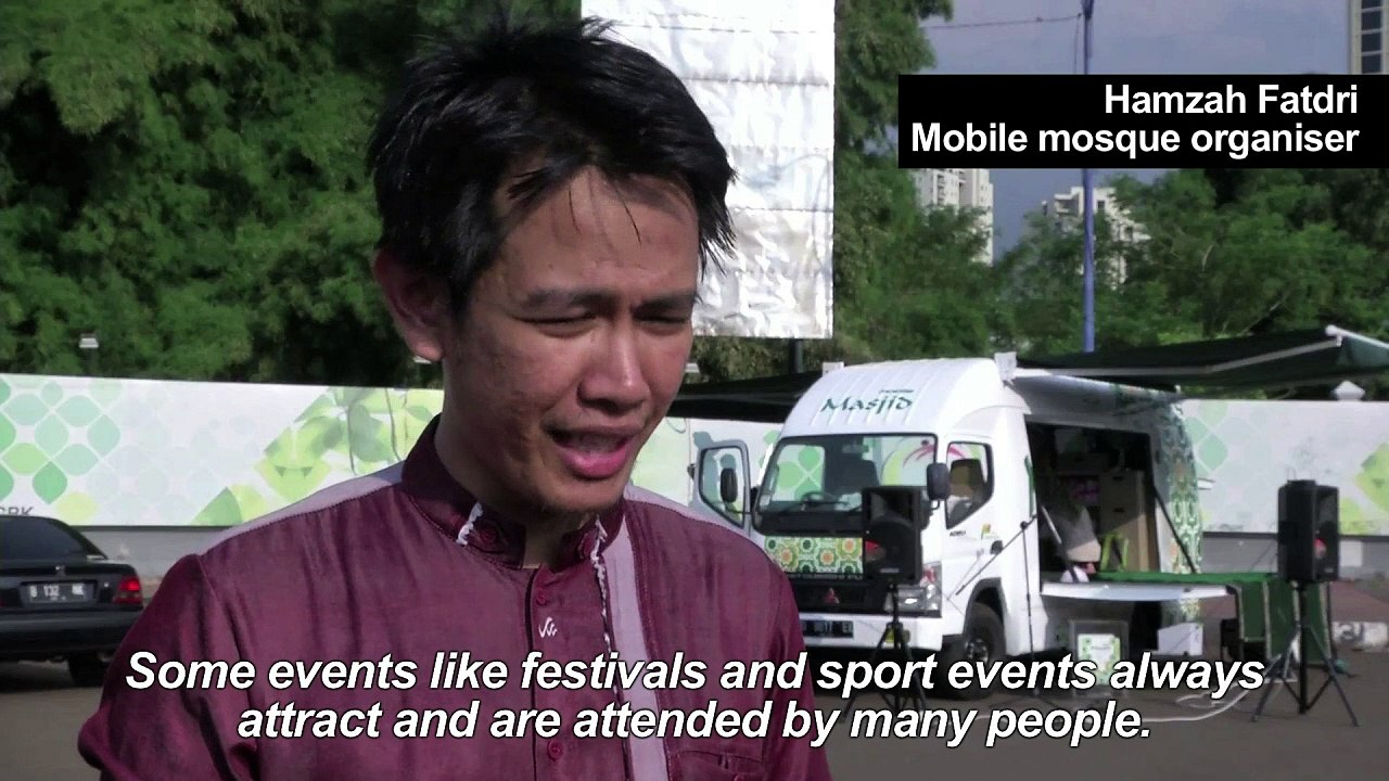 'Mosque-mobile' makes praying easier in gridlocked Jakarta