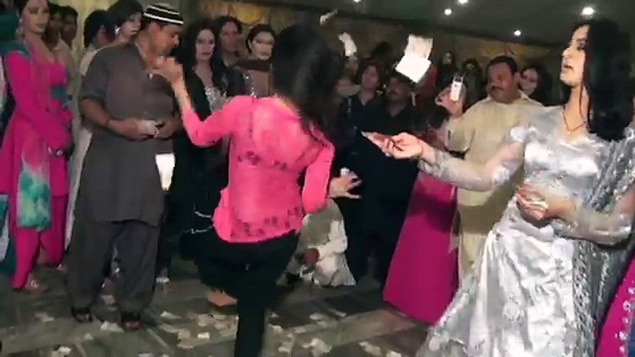 Hot Sexy Desi Mujra Sargodha Full HD Video 2016