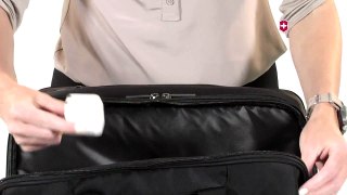 Cestovní zavazadlo Victorinox - Werks Professional Officer 17