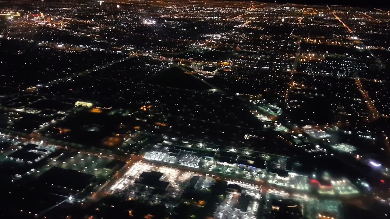 Voler au-dessus des feux d'artifices de Las Vegas un 4 juillet