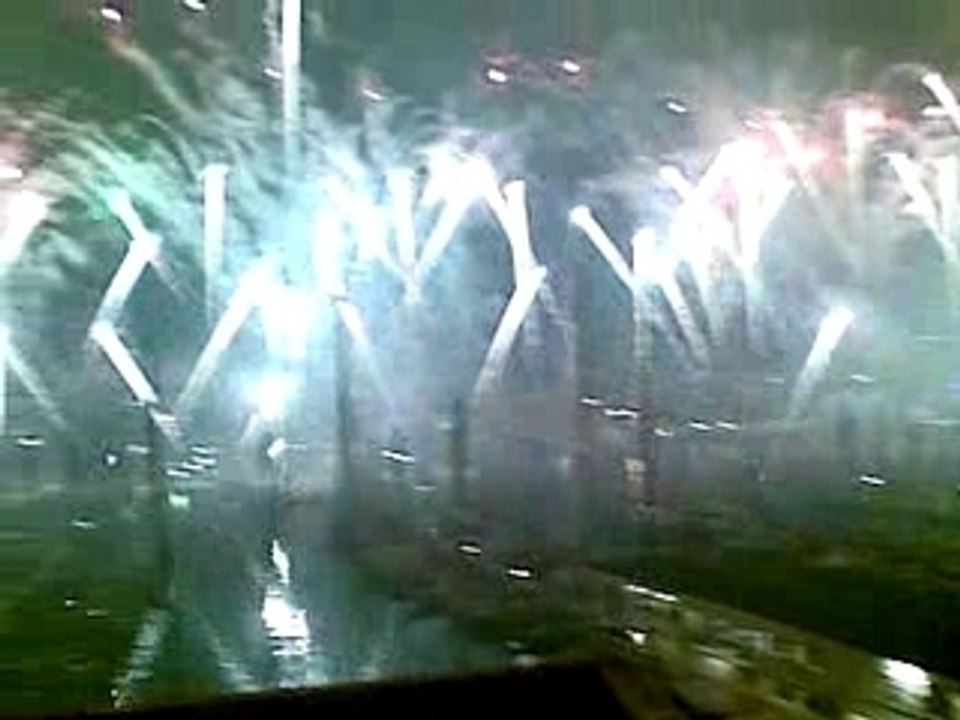 Feu d'artice encore