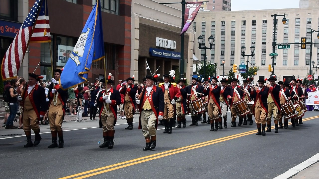 Parade 2