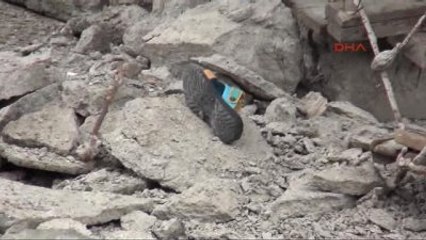 Zonguldak - Bayram Ziyaretinde Üzerine Duvar Çöken Çocuk Öldü