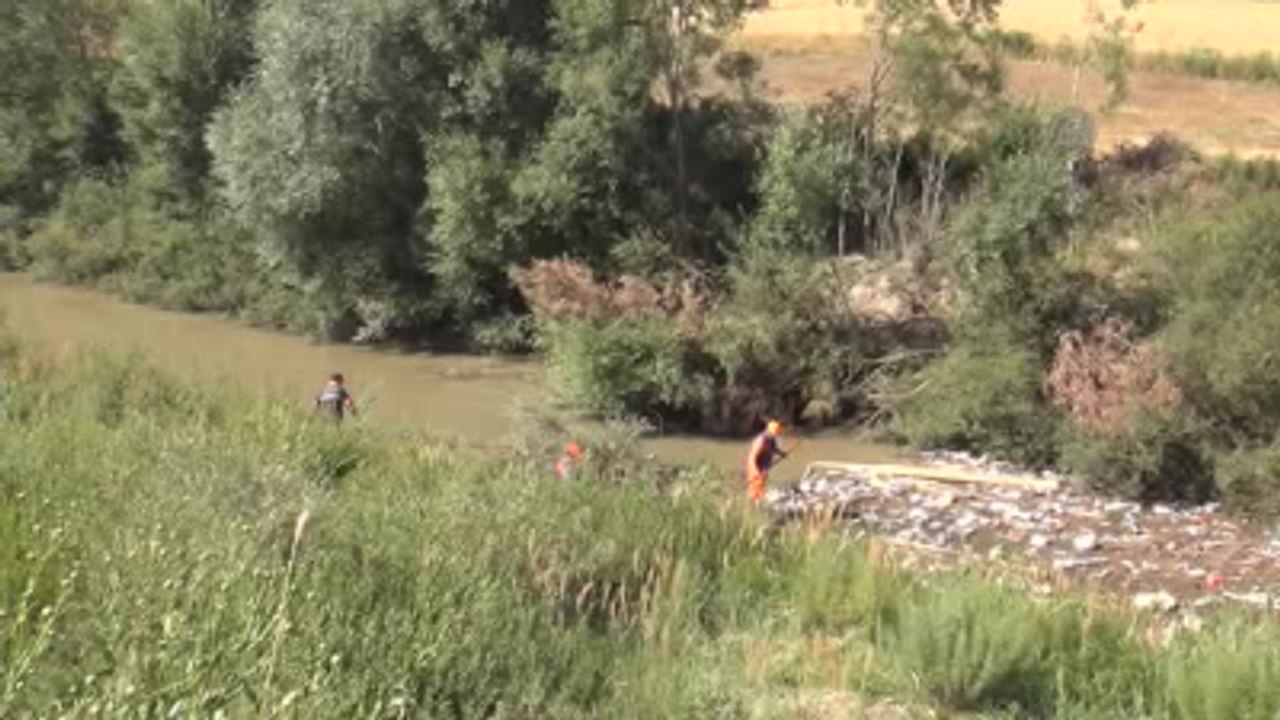 Sel Sularına Kapılan 4 Aylık Bebek Yunus Süngür'ü Arama Çalışmaları Sürüyor - Muş