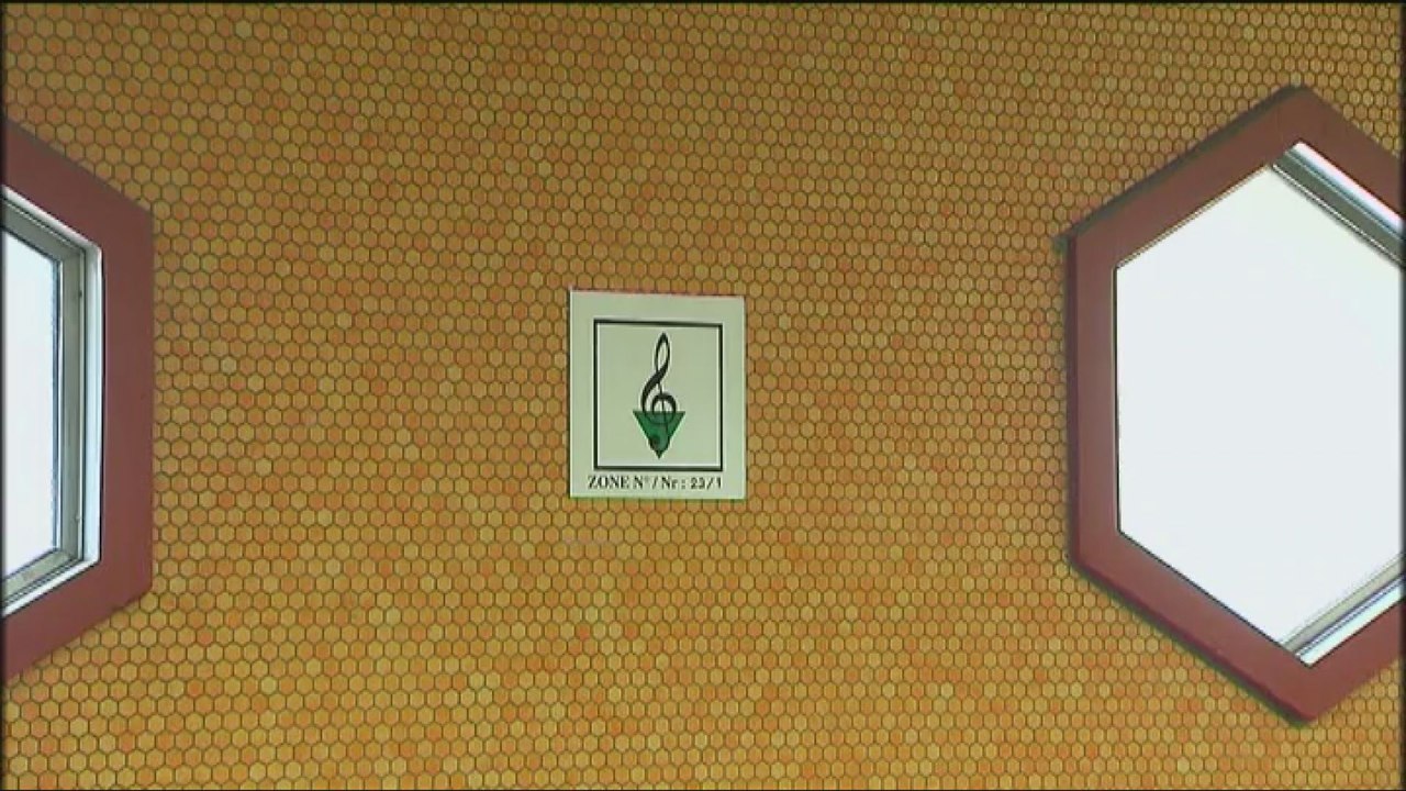 Pour jouer de la musique dans le métro, il faut...
