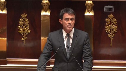 فرنسا تقر تعديلات قانون العمل بدون الرجوع للبرلمان