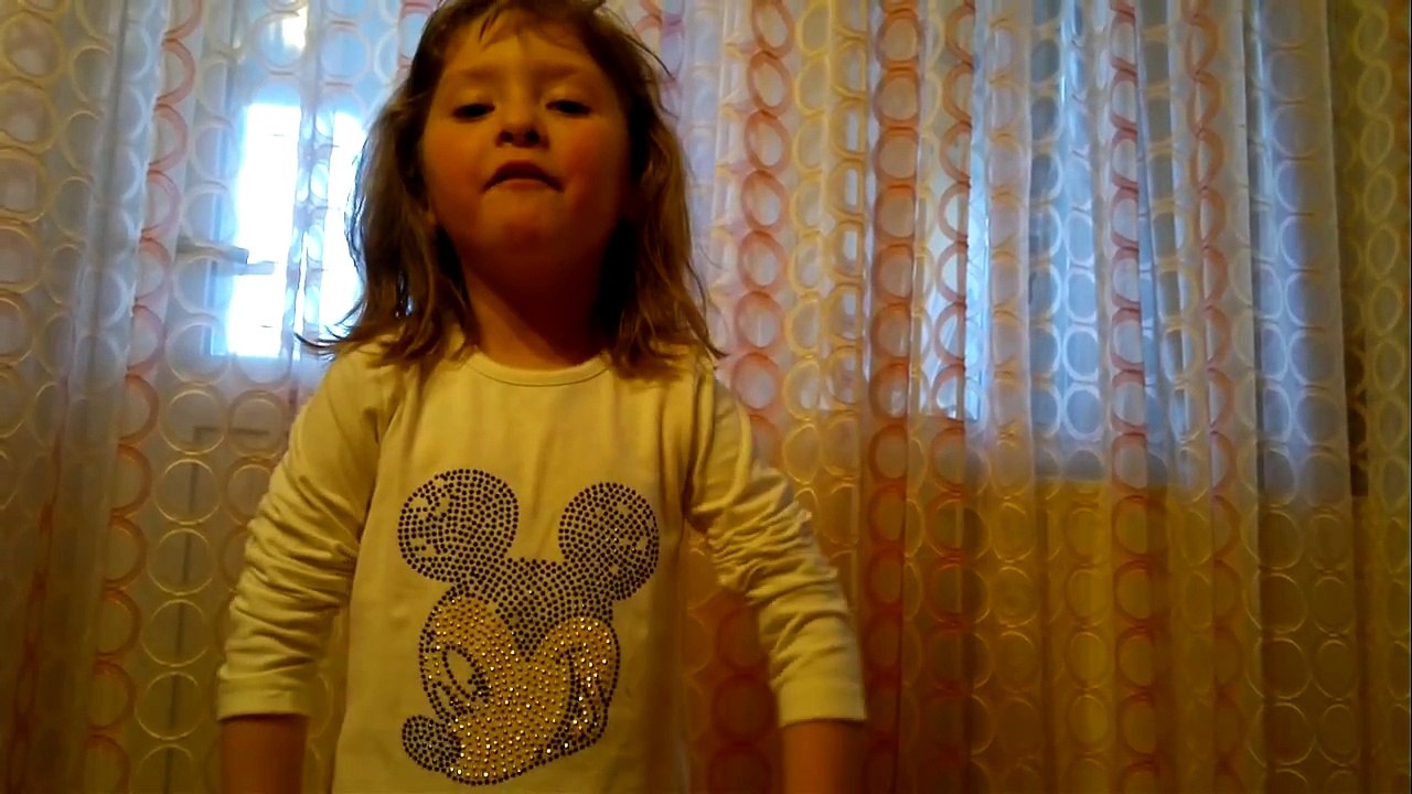 İstiklal Marşı 10 kıtası Duru  okuyor