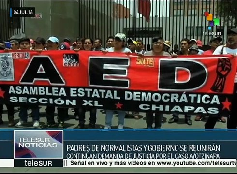 México: padres de normalistas desaparecidos se reunirán con autoridad