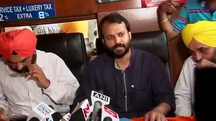 AAP Apologises for Comparing Election Manifesto with Guru Granth Sahib ji