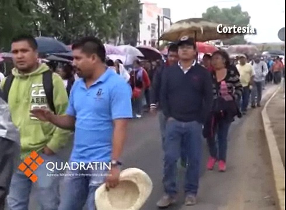 Realiza Sección 22 marchas simultáneas en Oaxaca