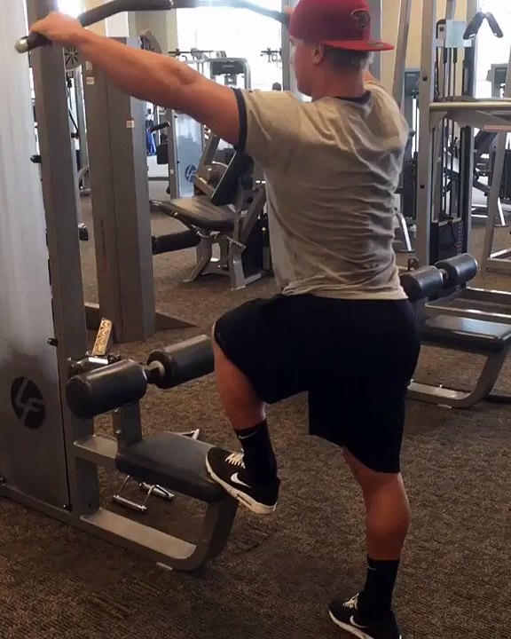 Best Gym Workout Plan To Get Ultimate Back