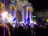 Euro Maidan breaks into the national hymn on 11/29