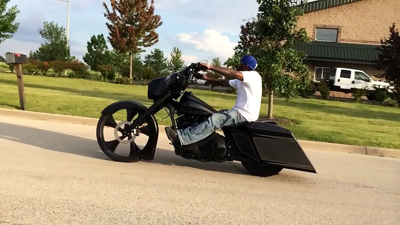 F Bomb Baggers 26" 2006 Street Glide Custom Bagger