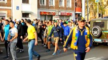 Ukrainian Ultras terrorizing Kharkov April 27 2014