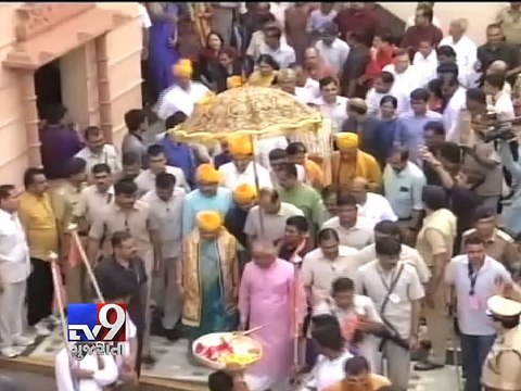 CM Anandiben Patel performs 'Pahind Vidhi' for 138th Rathyatra, Ahmedabad - Tv9 Gujarati