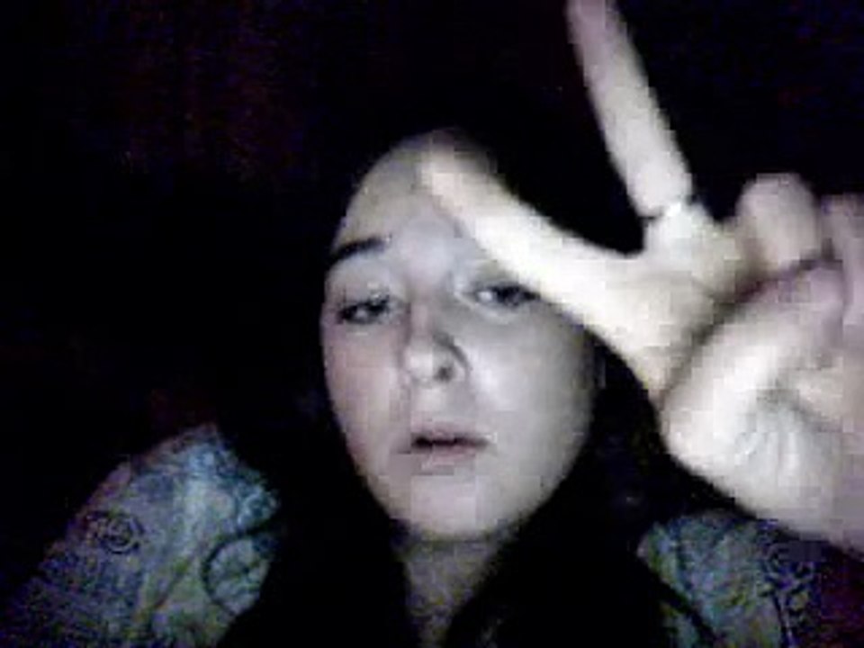 DeafJustice88's webcam video December 23, 2009, 10:48 PM